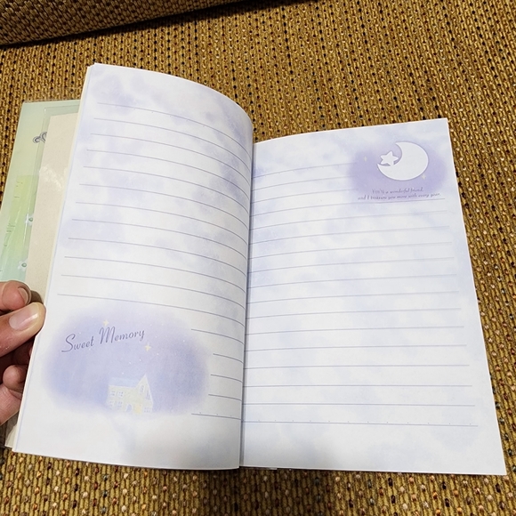 [NEW] Lot of 2 Colour-Print Notebooks / Back to School Supplies / Journals - Picture 9 of 10